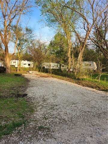 14 Beach Craft Drive, Linn Valley, KS 66040