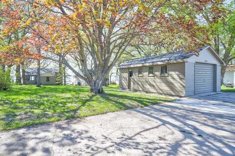 13367 253rd Avenue, Orleans, IA 51360