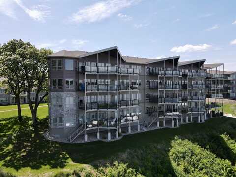 465 240th Avenue 205, Arnolds Park, IA 51331