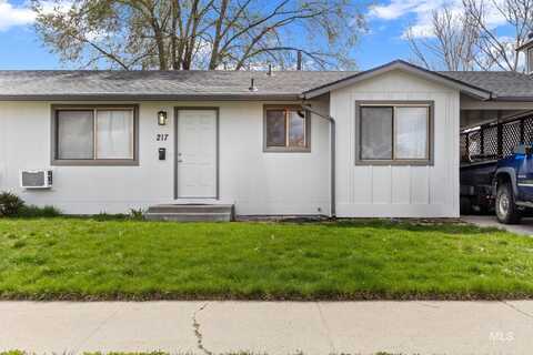 215 & 217 W 3rd St., Emmett, ID 83617