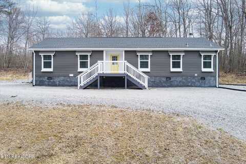 101 Woods Hollow Lane, Crossville, TN 38571