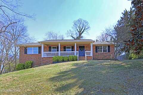 9608 Clearwater Drive, Knoxville, TN 37923