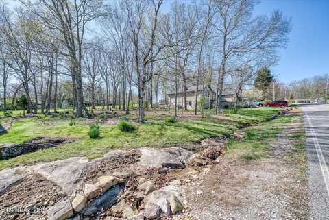 451 Snead Drive, Crossville, TN 38558