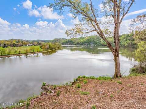 2101 Woodmere Lane, Knoxville, TN 37920