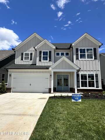 2520 Maroon Bells Rd, Knoxville, TN 37932