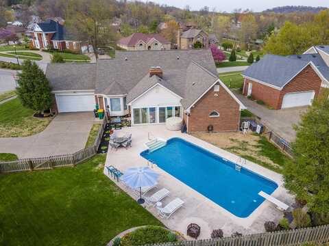 1606 Parkridge Parkway, Louisville, KY 40214
