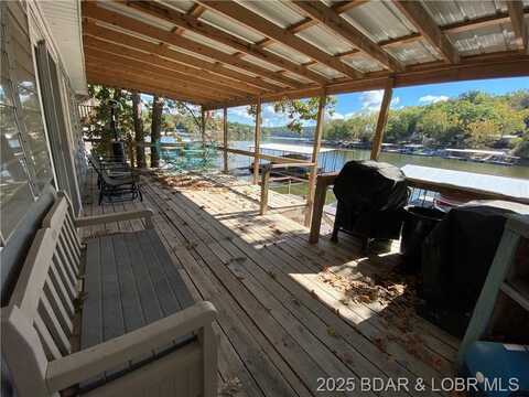 1735 Lick Creek Road, Edwards, MO 65326