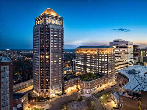 150 Carondelet, Saint Louis, MO 63105