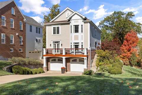 7823 Greensfelder Lane, University City, MO 63130