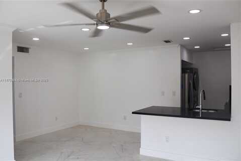 2550 W 67th Pl, Hialeah, FL 33016