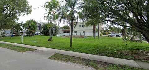 1700 Mayo St, Hollywood, FL 33020