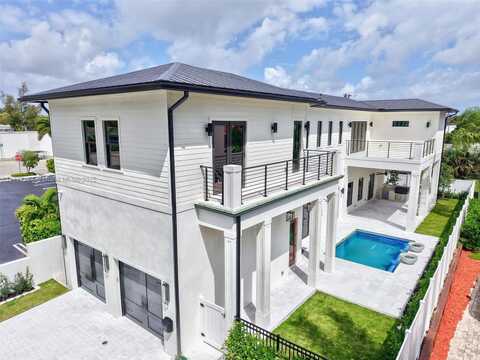 371 E Lakewood Rd, West Palm Beach, FL 33405