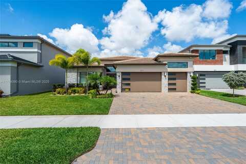 8577 Shoreacres St, Boca Raton, FL 33434