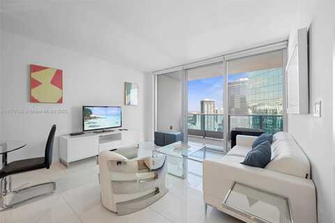 200 Biscayne Blvd way, Miami, FL 33131
