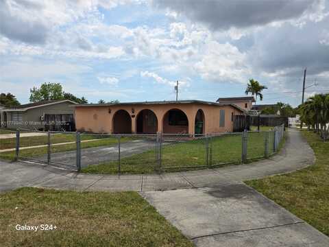 9980 SW 40th Ter, Miami, FL 33165