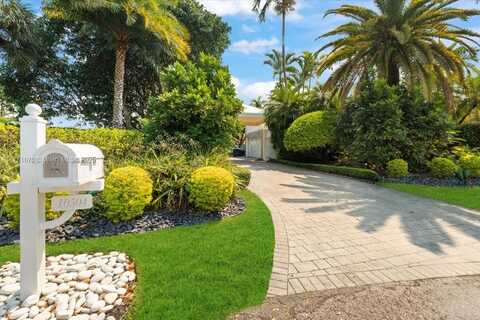 10504 SW 129th Ter, Miami, FL 33176