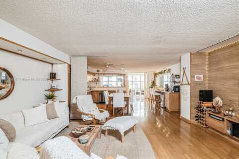 6423 Collins Ave, Miami Beach, FL 33141