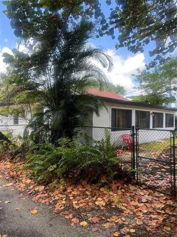 15260 NE 2nd Ave, Miami, FL 33162