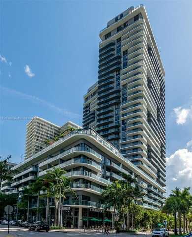 121 NE 34th St, Miami, FL 33137