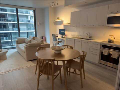 55 SW 9th St, Miami, FL 33130