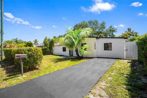 1640 NE 183 ST, North Miami Beach, FL 33179