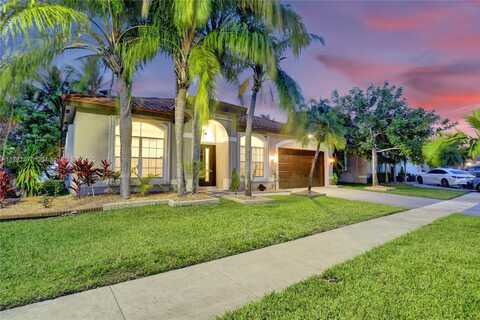 18305 NW 12th St, Pembroke Pines, FL 33029