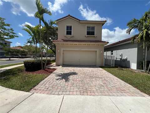 3982 NE 12th Dr, Homestead, FL 33033