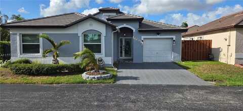 15717 SW 80th Ln, Miami, FL 33193