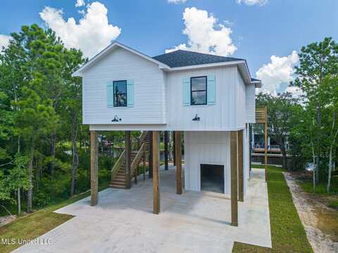 4180 20th Avenue, Bay Saint Louis, MS 39520