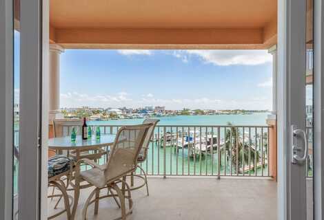 530 S GULFVIEW BOULEVARD, CLEARWATER, FL 33767