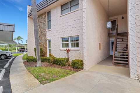 117 FERNWOOD CIRCLE, SEMINOLE, FL 33777