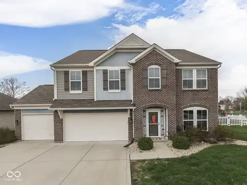 1232 Blue Haven Way, Greenwood, IN 46143