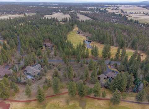 17074 Lady Caroline Drive, Sisters, OR 97759