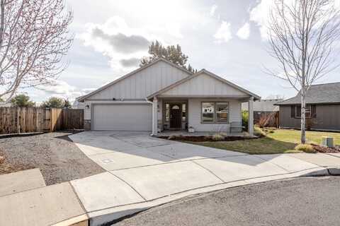 2040 NW Kilnwood Place, Redmond, OR 97756