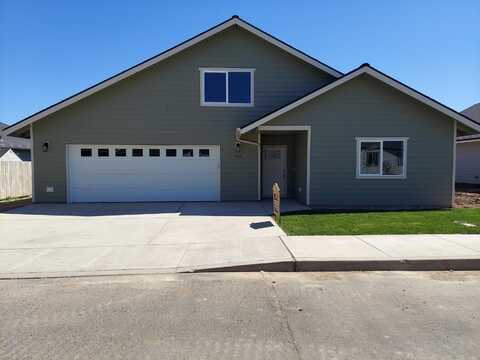 586 Minerva Street, Metolius, OR 97741