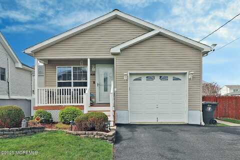 630 Goose Place, Toms River, NJ 08753