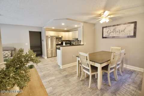 202 Violet Lane, Jackson, NJ 08527