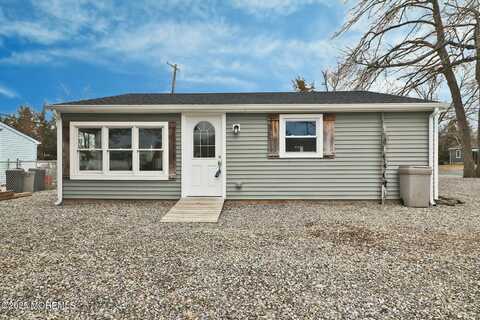 701 Chesapeake Drive, Forked River, NJ 08731