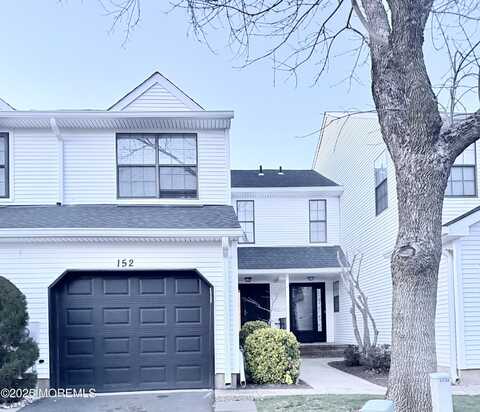 152 Chestnut Way, Manalapan, NJ 07726
