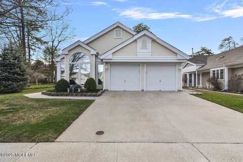 2371 Kira Court, Toms River, NJ 08755