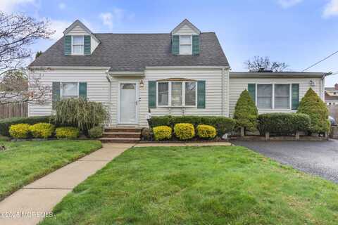 143 Seventh Street, Belford, NJ 07718