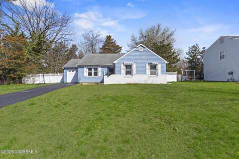 95 Rolling Hills Court, Toms River, NJ 08755