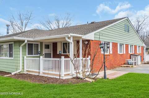 11c Lark Street, Manchester, NJ 08759