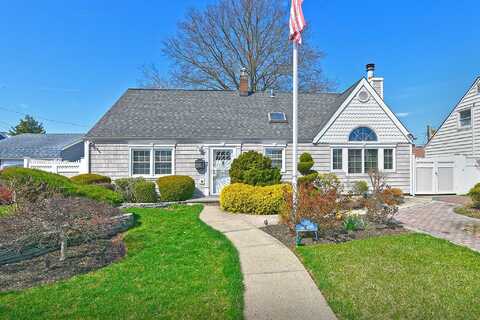 65 Meadow Lane, Levittown, NY 11756