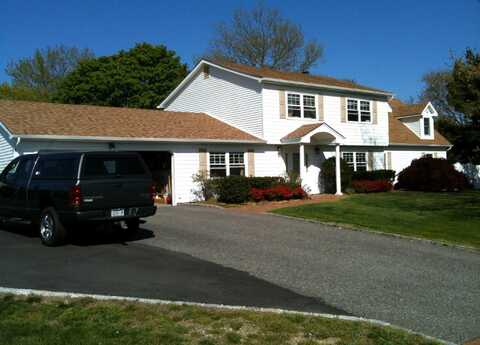 15 Ross Lane, Mount Sinai, NY 11766