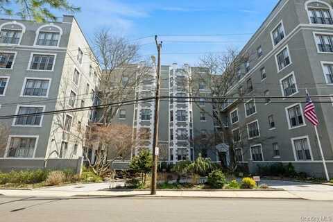 1185 E Broadway, Hewlett, NY 11557