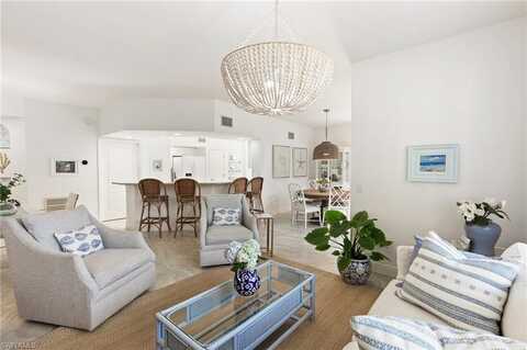 9021 Las Maderas, BONITA SPRINGS, FL 34135