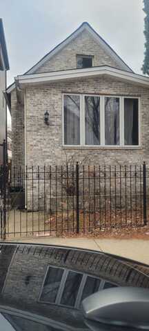 541 W 44th Place, Chicago, IL 60609