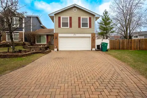111 Regency Drive, Lombard, IL 60148