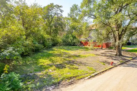319 E 120th Place, Chicago, IL 60628